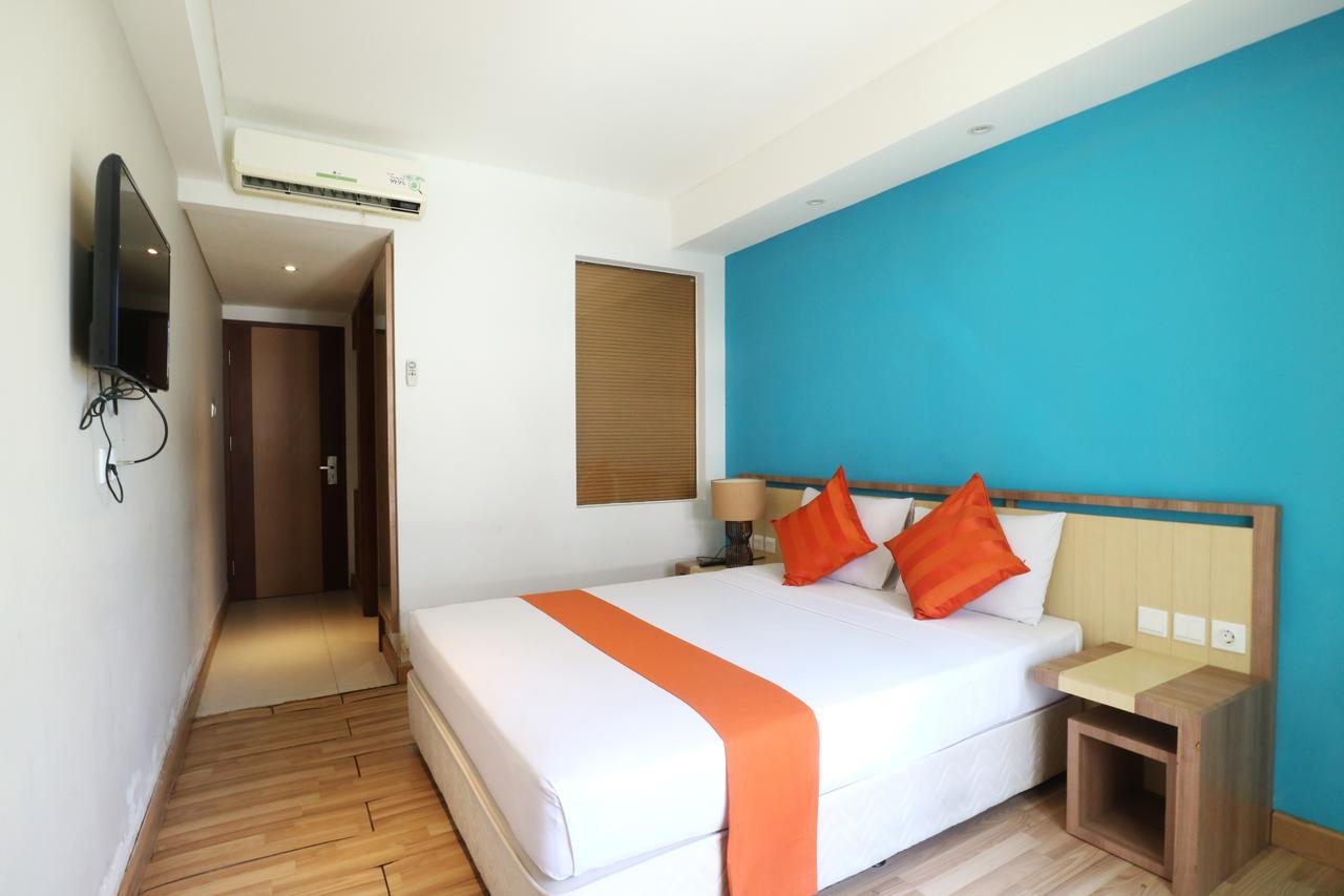 Santosa City Hotel Denpasar  Exterior photo