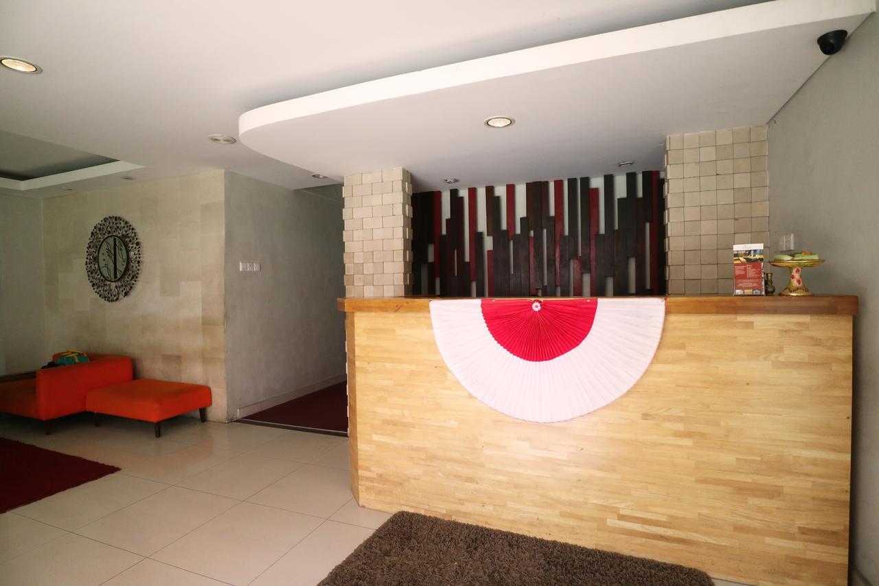 Santosa City Hotel Denpasar  Exterior photo