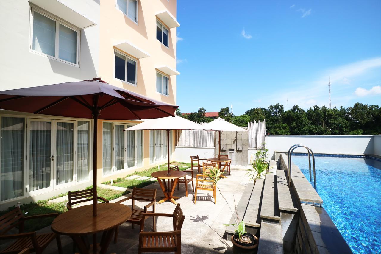 Santosa City Hotel Denpasar  Exterior photo